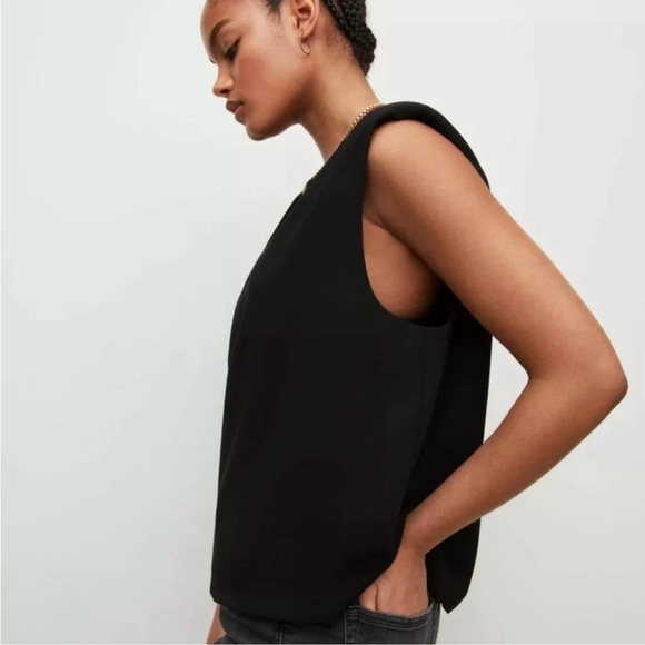 ALLSAINTS Women's Padded Shoulders Relaxed Crewneck Black Sleeveless Blouse Sz 4 - Picture 4 of 15